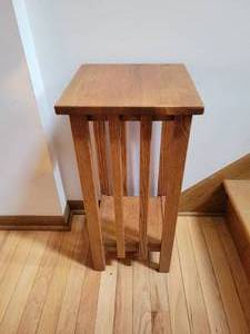 lot 531 image: Solid Wood Plant Stand - Approx. 12 x 12 x 25.5