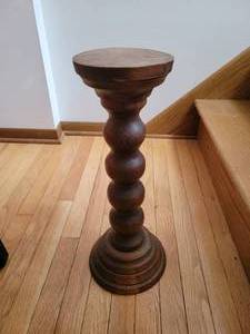 lot 535 image: Solid Wood Plant Stand - Approx. 6.5 Diameter x 20.5 Tall