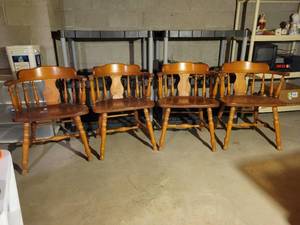 lot 609 image: (4) 1967 Cochrane Solid Wood Captains Dining Room Chairs