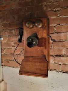 lot 617 image: Antique KELLOGG Telephone