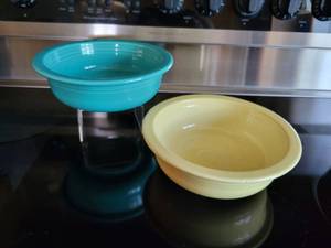lot 134H image: Lot of Homer-Laughlin Fiestaware Sunflower and Turquoise Vegetable Bowls