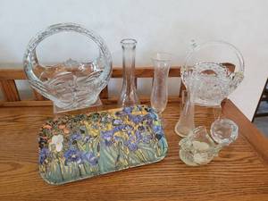 lot 93 image: Lot of Crystal and Glass Home Dcor with Plastic Tray of Van Goghs Irises