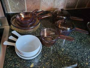 lot 135 image: Set of Visions Cookware, Pyrex Pie Plates, and Corningware