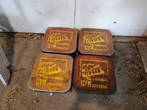 lot 436 image: (4) Vintage Titus Gym Scooters - 11 x 11 Each