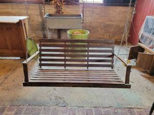 lot 452 image: Hanging Porch Swing