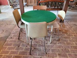 lot 458 image: Green Felt Card Table with (4) Chairs
