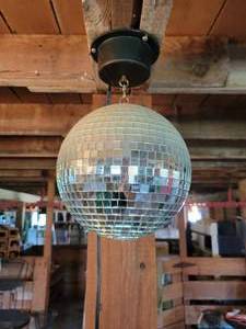 lot 467 image: Rotating 8 Disco Ball - Tested and Works