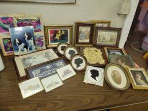 lot 192 image: Large Lot of Vintage Photographs and Original Artwork