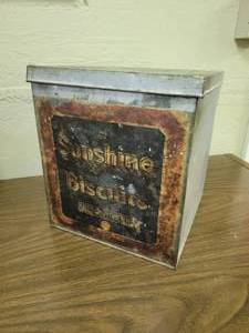 lot 195 image: Vintage Sunshine Biscuit Cracker Box