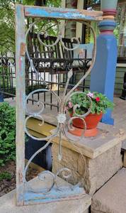 lot 103 image: Old Scrolled Ironwork Window Screen