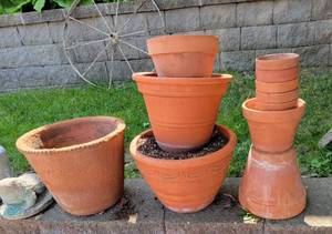 lot 109 image: Collection of Clay Terra Cotta Garden Pots