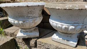 lot 96 image: Vintage Matched Pair of Concrete Garden Planters