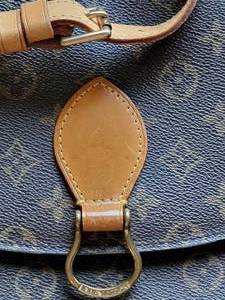 lot 10 image: Louis Vuitton Saint Cloud Crossbody Handbag