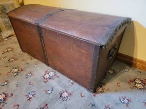 lot 5 image: 1824 Immigrant Trunk Inscribed Duchrist
