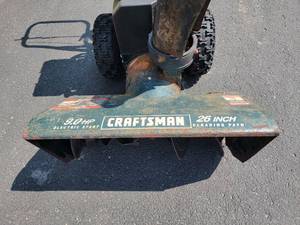lot 171 image: Craftsman 9 Hp 26 Snowblower