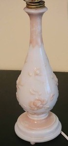 lot 151 image: Delightful Vintage Ceramic Table Lamp