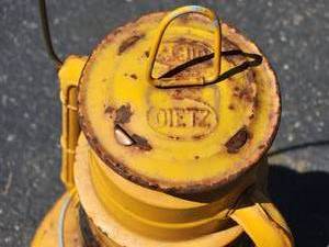 lot 99F image: Early 20th Century Oil Lanterns