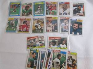 Assorted 1987 Topps Football Cards...