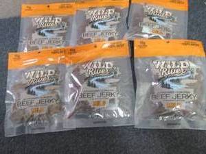 6- 3.5 oz bags Wild River Mild Beef...