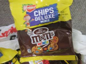 24- 1 oz Bags Keebler Chips Deluxe ...