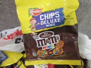 24- 1 oz Bags Keebler Chips Deluxe ...