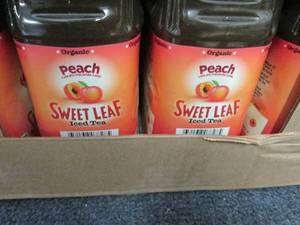 8- 64 oz Bottles Peach Sweet Leaf T...