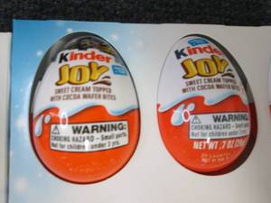 12 Kinder Joy...