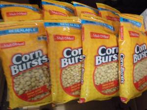 lot 163 image: 8 - 12 oz Bags Malt O Meal Corn Bur...