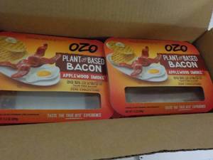 lot 176 image: 3 - 6 ct Boxes OZO Frozen Plant Bas...
