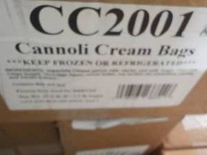 lot 179 image: 8 - 2.2 lb. Frozen Bags Cannoli Cre...