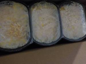 lot 183 image: 12 Frozen Macaroni and Cheese Meals...