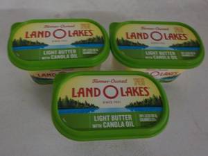lot 186 image: 3 - 24 oz Tubs Frozen Land O Lakes ...