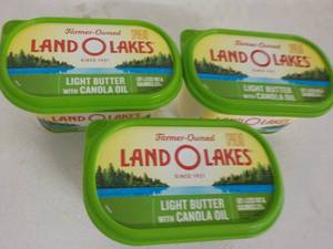 lot 187 image: 3 - 24 oz Tubs Frozen Land O Lakes ...