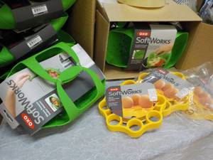 lot 203 image: 10 OXO Softworks Silicon Kitchen Pr...