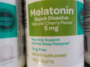 lot 212 image: 5 - 120 ct Bottles Melatonin exp 0...