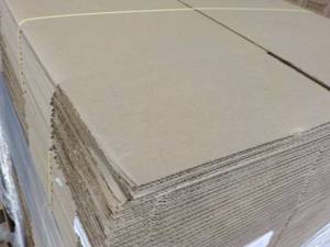 lot 272 image: 25 Boxes 18 x 12 x 12...
