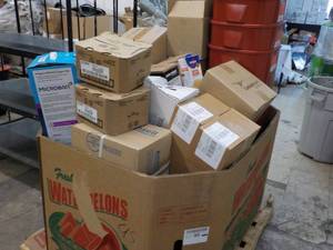 lot 273 image: Pallet of Overstock, Returns, Uncla...
