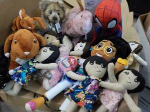 lot 283 image: New Stuffed Animals and Dolls...