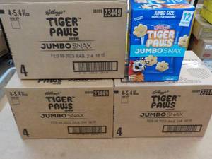 lot 333 image: 3 - 4 ct Boxes Kelloggs Tiger Paws...