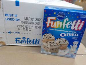 lot 339 image: Case of 12 boxes Pillsbury Funfetti...