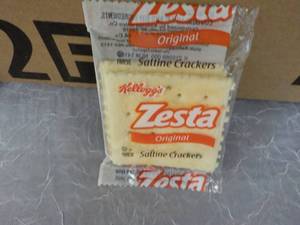 lot 366 image: 3 - 500 ct Boxes of 2 ct packs Zest...