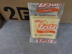 lot 367 image: 3 - 500 ct Boxes of 2 ct packs Zest...