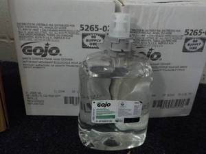 lot 34 image: 2 -2 liter Jugs GOJO Hand Cleaner...