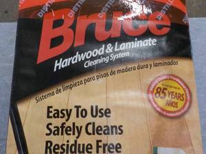 lot 40 image: Bruce Hardwood and Laminate Cleanin...