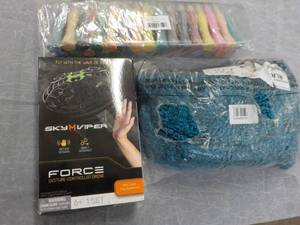 lot 64 image: Paints, Sky Viper and Throw...