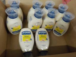 lot 120 image: 10 - 20 oz Bottles Hellmans Real M...