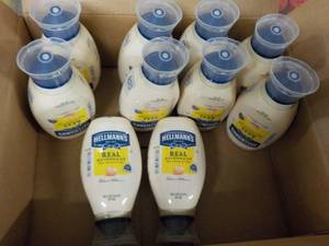 lot 121 image: 10 - 20 oz Bottles Hellmans Real M...