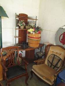 lot 015 image: Lot of Home Decor