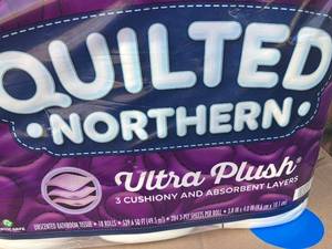 lot 11 image: Quilted Northern Ultra Plush