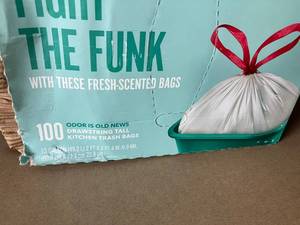 lot 124 image: Drawstring Kitchen Bags